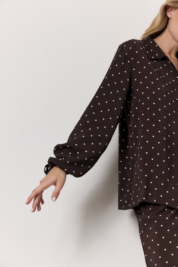 Belorasetlongcloseupfabric